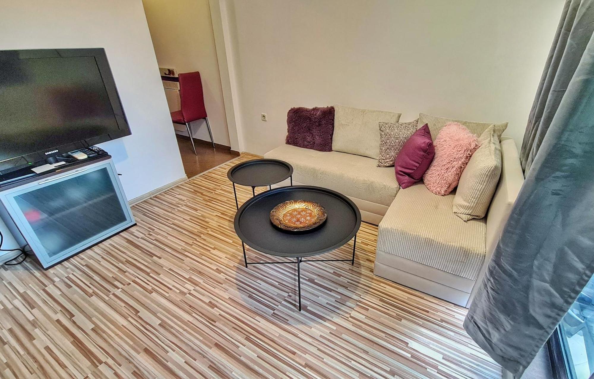Roxy Apartment Plovdiv Buitenkant foto